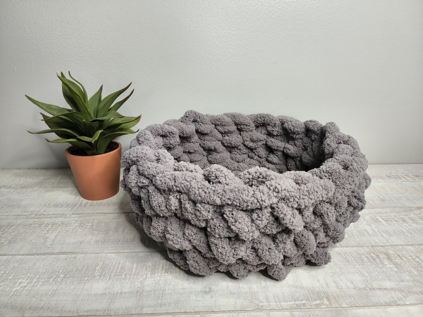 Chunky Knit Pet Bed